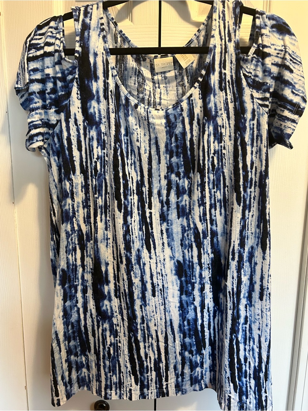 St. Tropez Blue and White Tie-Dye Cold-Shoulder Short Sleeve Top